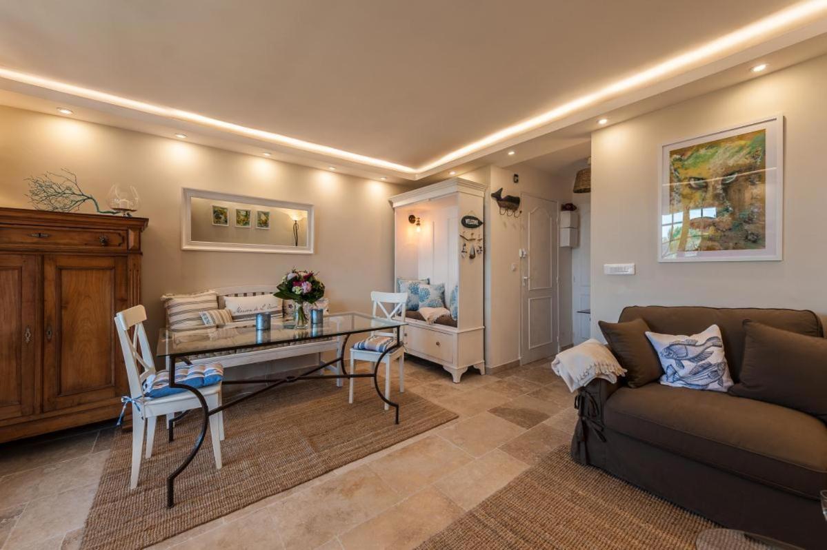Saint-Raphaël Appartement Le Poisson Bleu מראה חיצוני תמונה